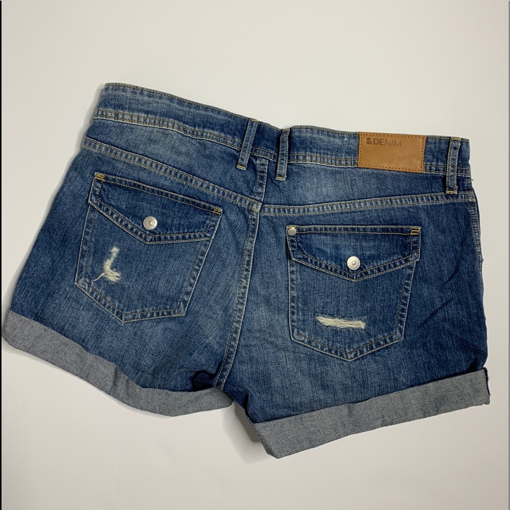 H&M women’s distressed cuffed denim shorts sz.8 - Picture 7 of 11